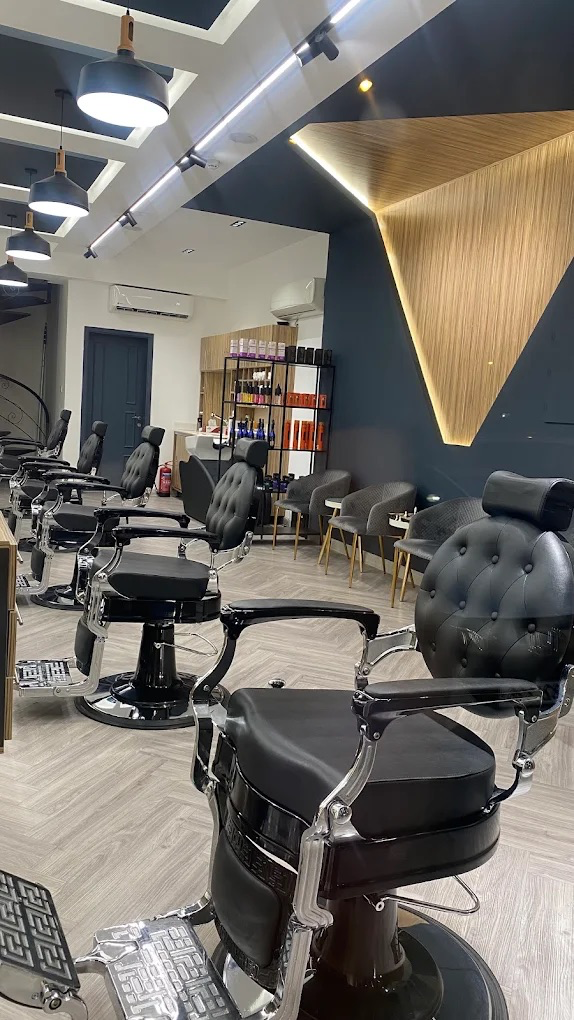 CLASS SALON BARBERS, Barber in Al Wakrah – photo 3