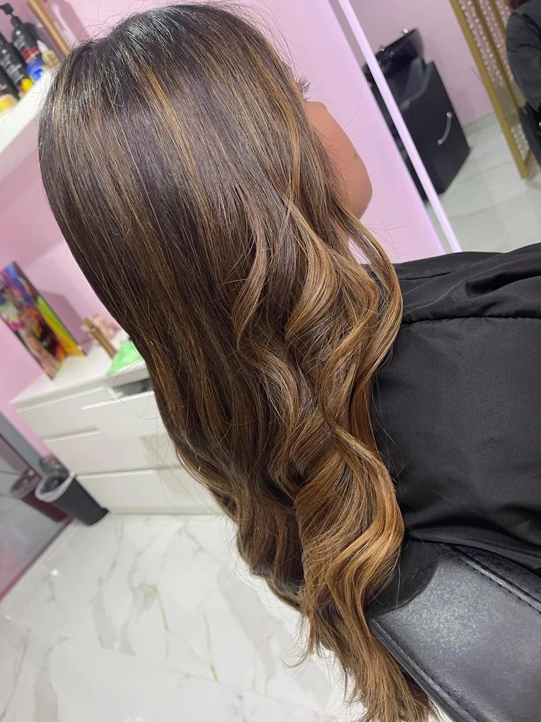 Legna Women Salon – Brows & Lashes, Doha
