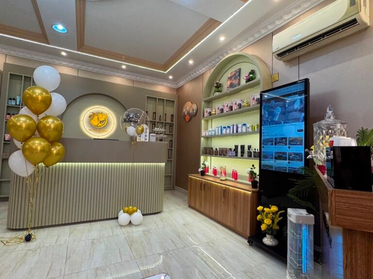 Velvet Glow Beauty Salon – Hair, Doha
