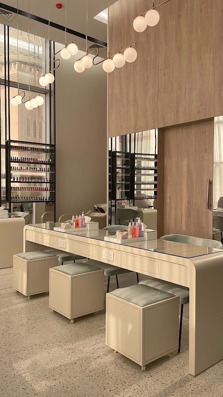 Aurora Beauty salon
