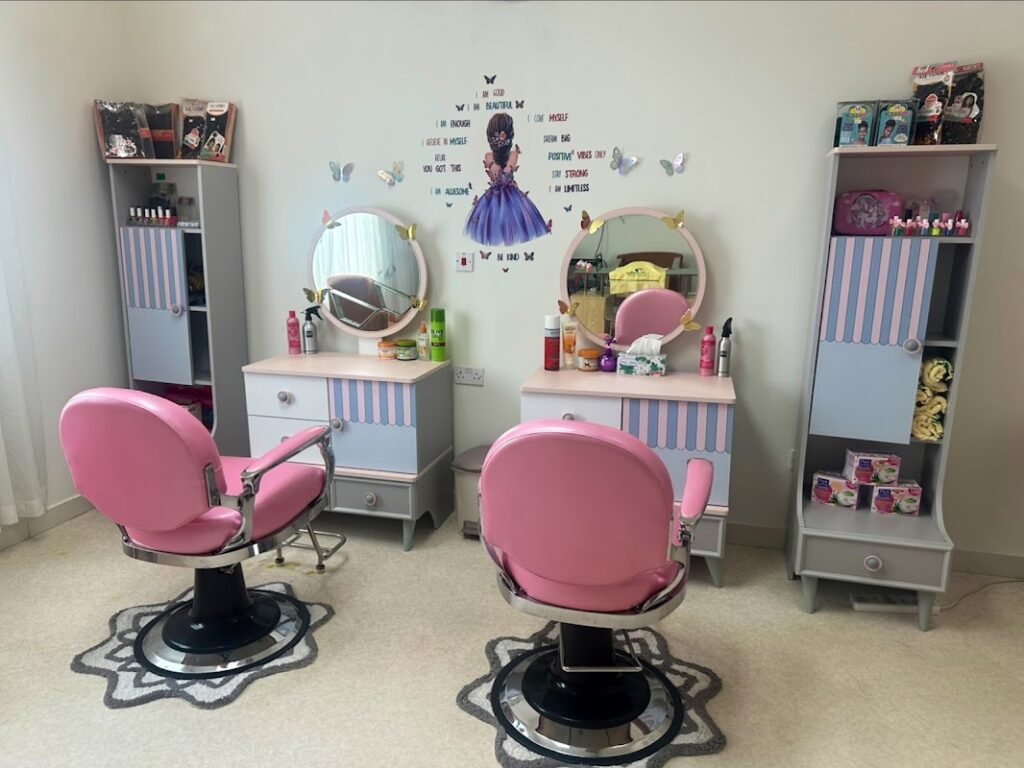 Namika Beauty Salon & Spa (مركز ناميكا للتجميل)