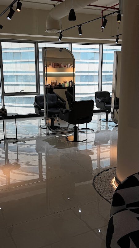 M hair and beauty, Hair in Lusail – photo 7