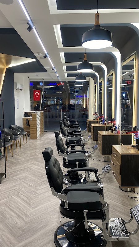 CLASS SALON BARBERS