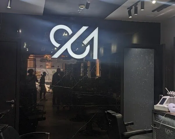 961 Salon – Men's grooming, Doha