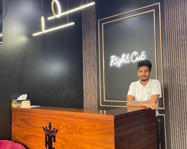 Right Cut Salon & Spa men’s salon – Men's grooming, Doha