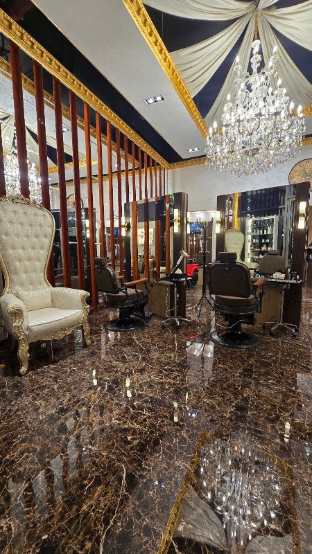 Looks Men’s Salon – 04Mall – Barber, Doha