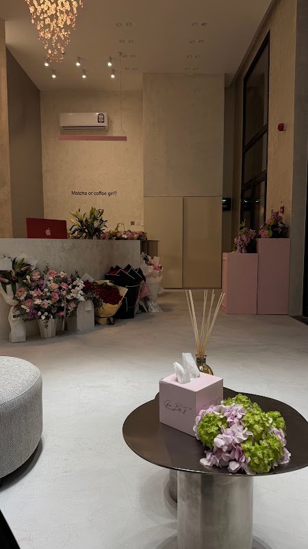 Glam by F Beauty Salon – Hair, Al Rayyan