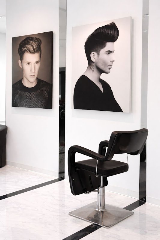 D-CUTS Male salon