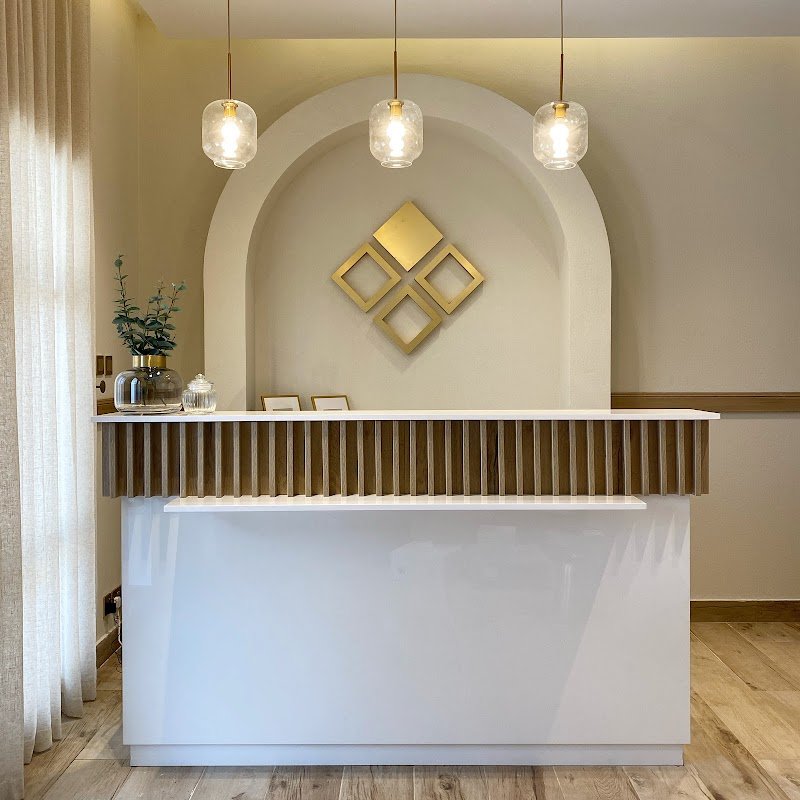 White Beauty Lounge