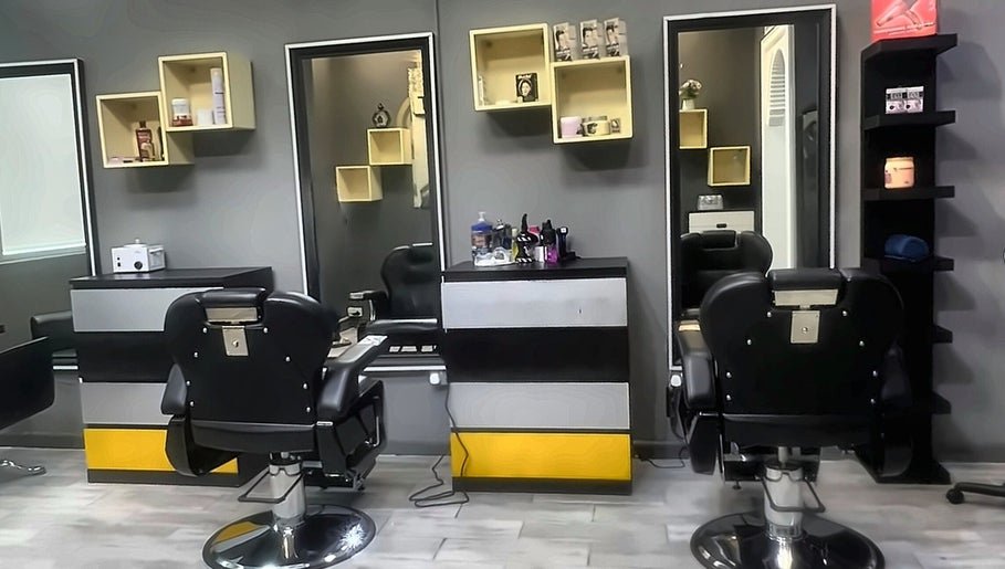 Saraya Corniche Men’s Salon, Barber in Doha – photo 2