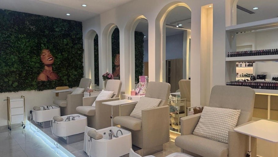 Season Beauty Center, Hair in Doha – photo 6
