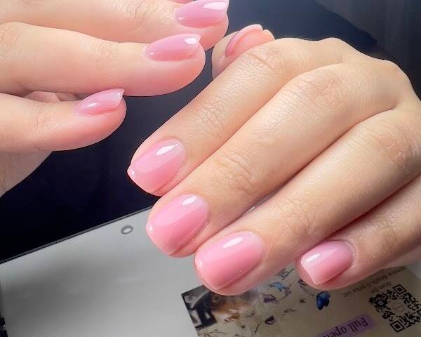 En Provence Beauty Salon – Hair, Doha