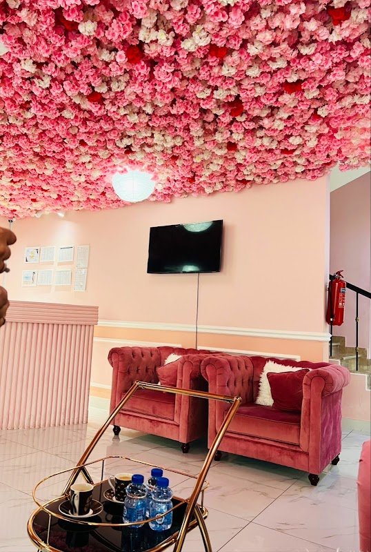 Queens Salon – Muaither, Qatar – صالون كوينز الدوحة قطر