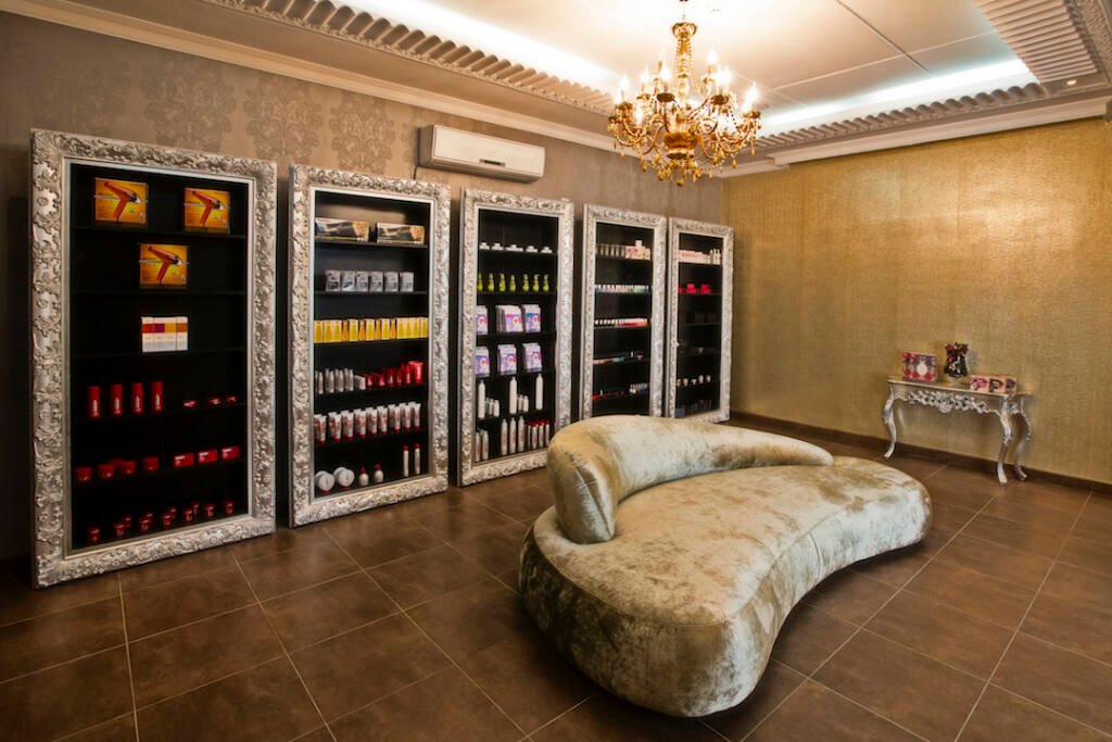Kozma and Kozma Salon Al Waab