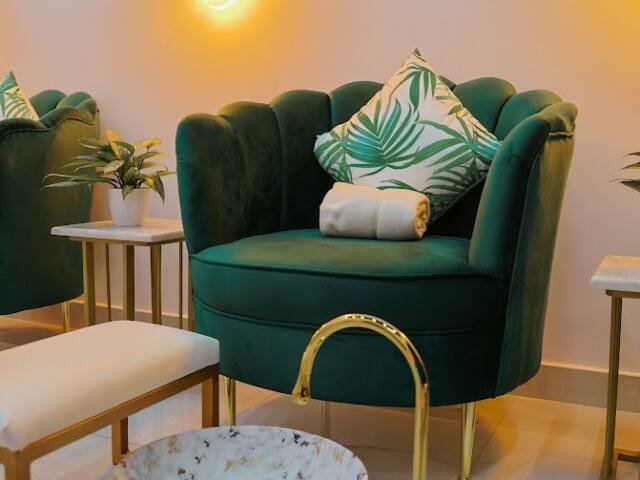 Green Palm Nails Salon – Hair, Doha