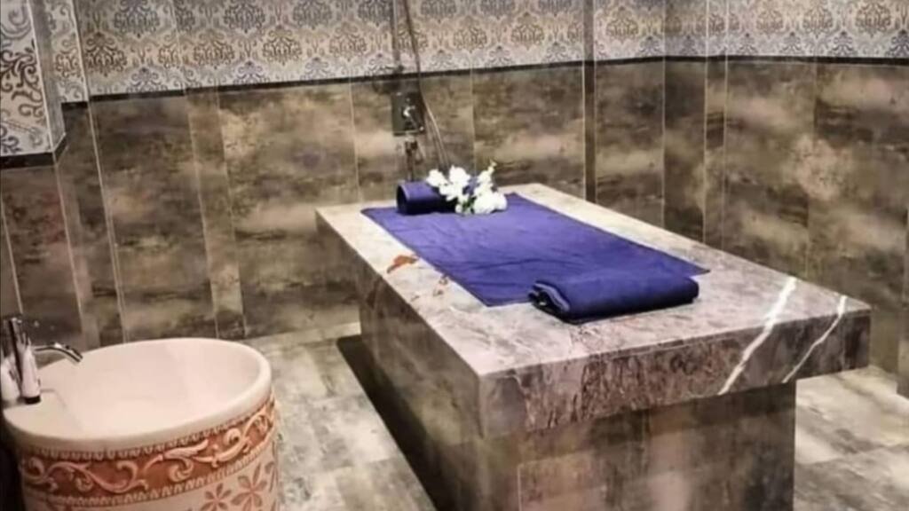 Century Spa & Wellness