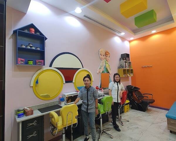 (صالون الأسد ١ للرجال والأطفال ) Lion Salon 1 men’s & kid’s – Kids, Al Rayyan