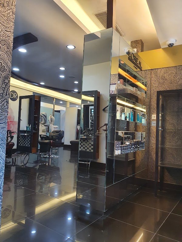 Snips Hair & Beauty Salon