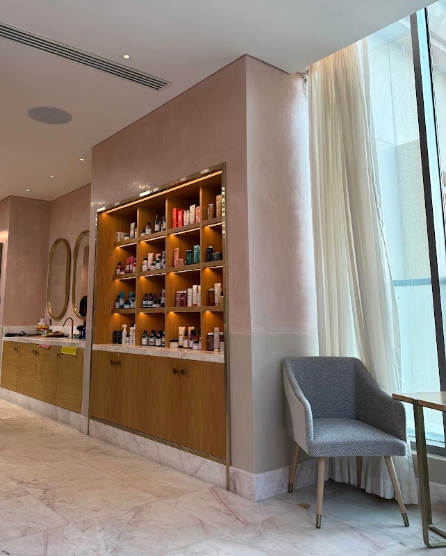 The Clique Salon – The Pearl Qatar