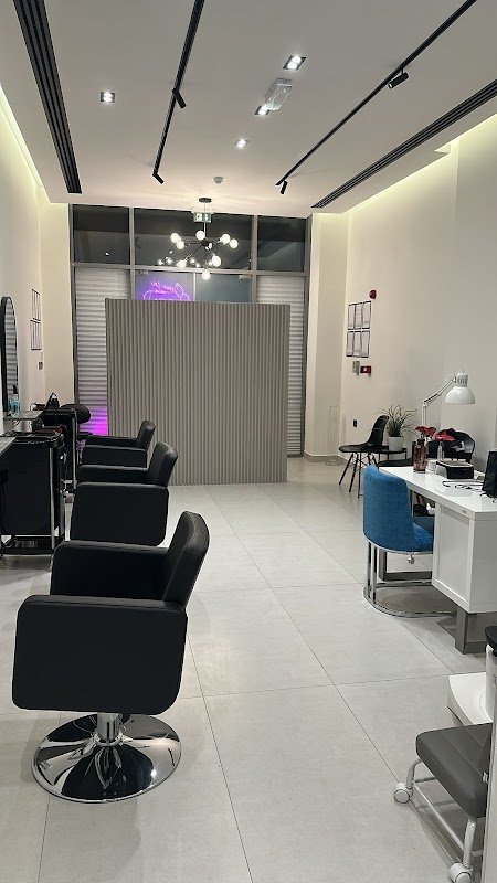 Glitter Beauty Salon Aspire Al Waab جليتر بيوتي صالون الوعب اسباير