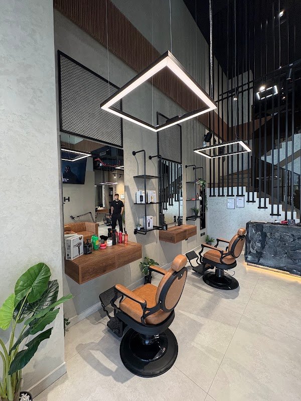 Salon Houssem Hero (barbershop) صالون حسام هيرو