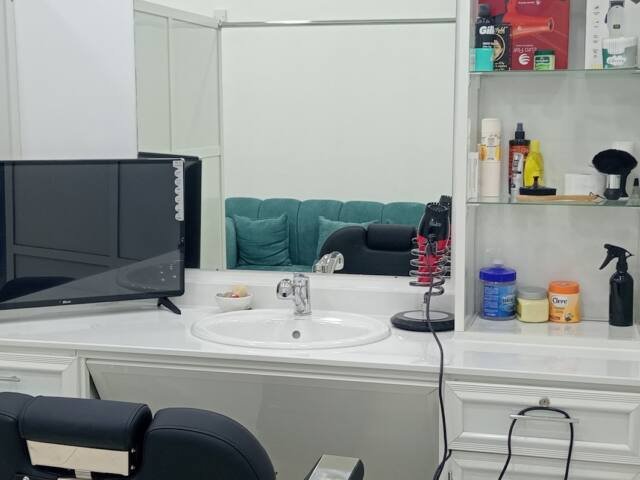 Al Harbour Gents Salon – Men's grooming, Umm Salal
