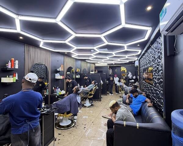Toxi salon gharafa – Men's grooming, Doha
